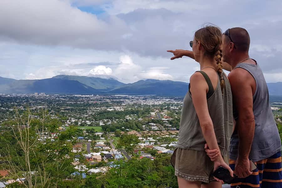 Cairns: City Sights Tour with Evening Dinner Cruise - Devonshire tea in Edge Hill