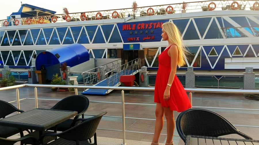 Cairo : Cairo Nile Dinner Cruise and Show - Who will enjoy this cruise most