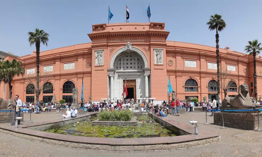 Cairo: Giza Pyramids, Egyptian Museum & Nile Dinner Cruise. - Dinner on the Nile, with a few important cautions