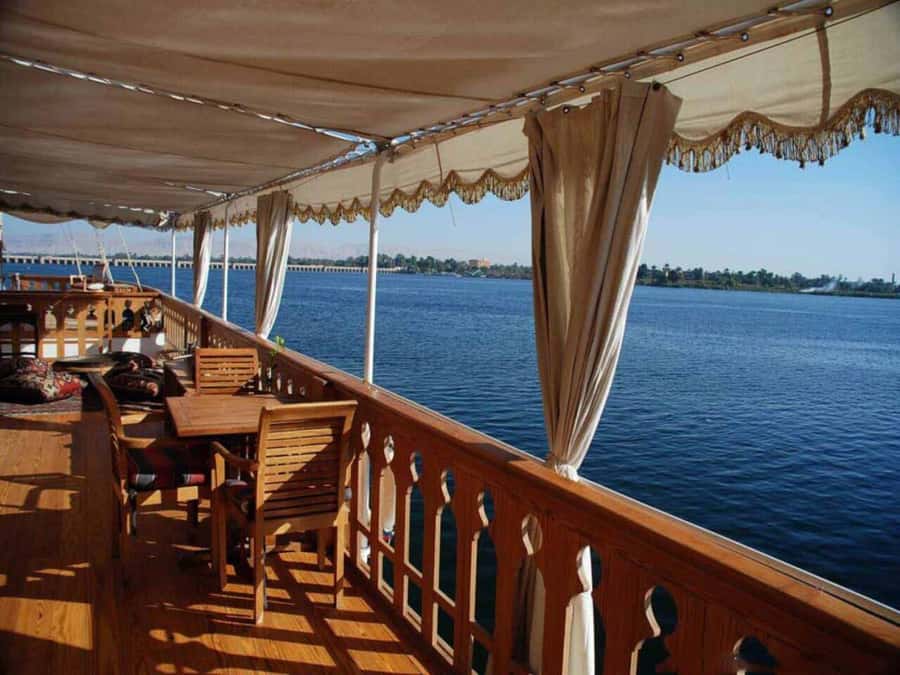 Cairo: Luxury Dinner Cruise On The Nile River - A Cairo night seen from the Nile