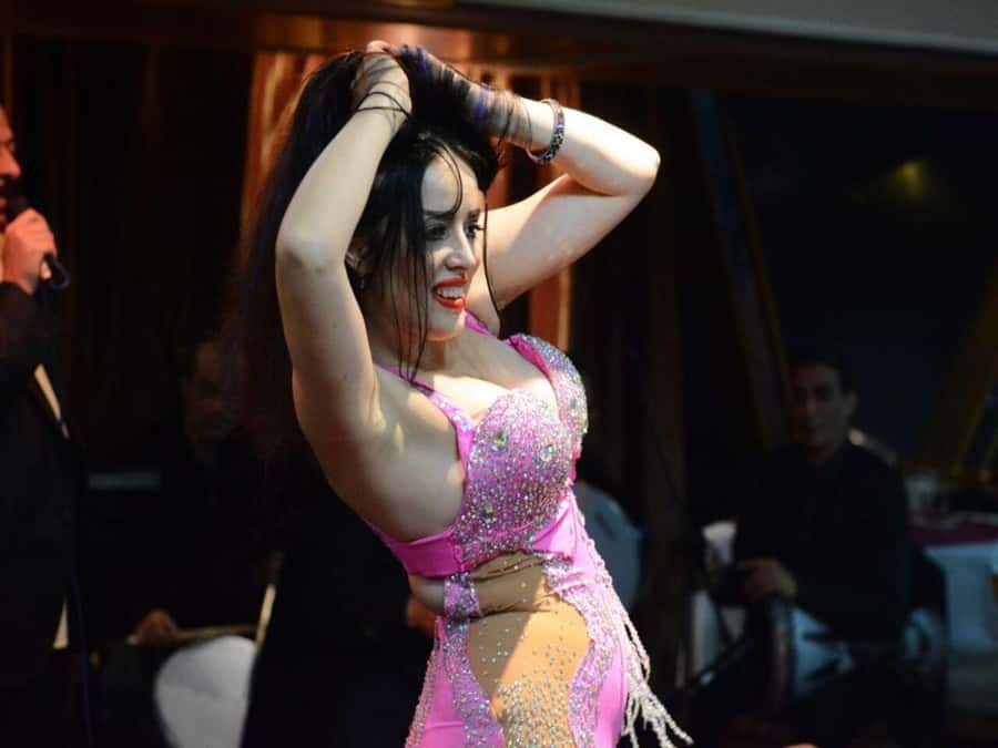 Cairo: Luxury Dinner Cruise On The Nile River - Belly dancing, Arabic music, and the tanoura show