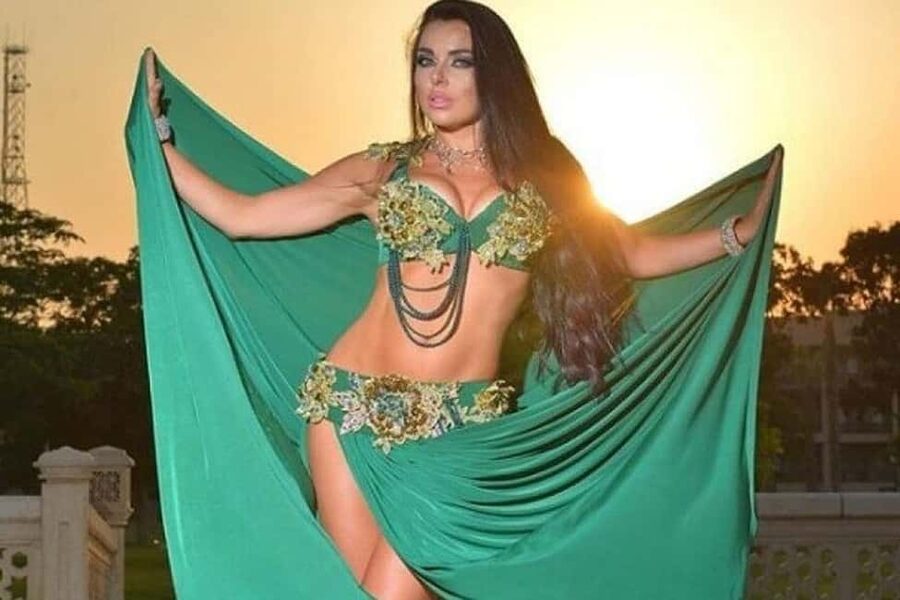 Cairo: Nile Dinner Cruise with Belly Dancer Show and Music - What this Cairo evening is really about