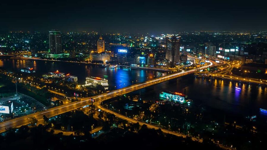 Cairo: Nile Dinner Cruise with Belly Dancer Show and Music - What the river views add after dark