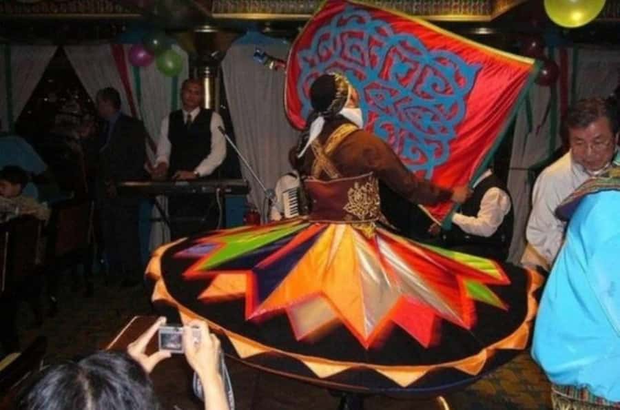 Cairo: Nile Dinner Cruise with Belly Dancer Show with Pickup - Hotel pickup from Cairo, Giza, and beyond