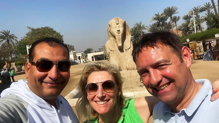 Cairo : Sakkara, Memphis ,Dahshur and Nile dinner cruise - Why this day reaches beyond the Giza pyramids
