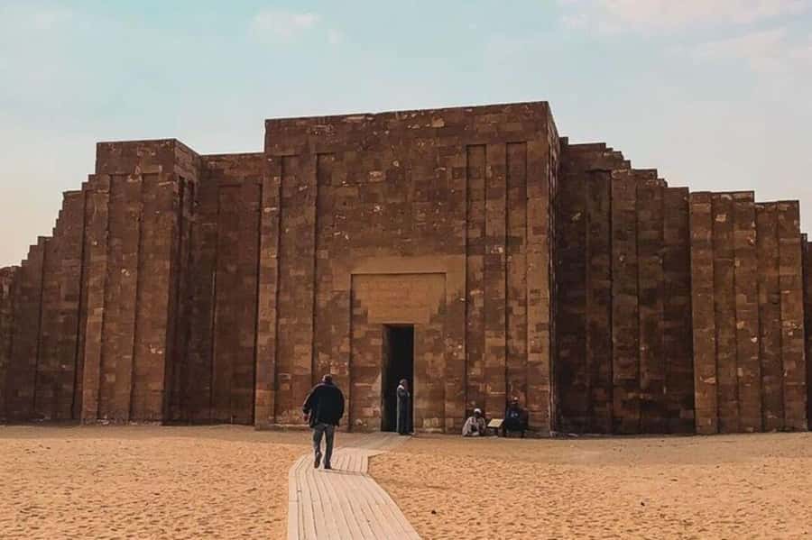 Cairo : Sakkara, Memphis ,Dahshur and Nile dinner cruise - Going inside the Red Pyramid at Dahshur