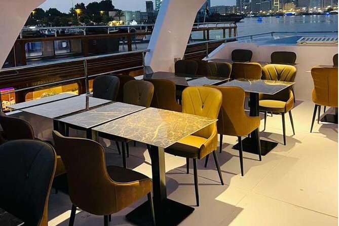 Catamaran Cruise with Dinner at Al Jaddaf Dubai - How crowded might the catamaran feel?