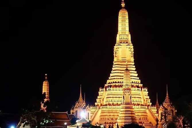 Chao Phraya River Dinner Cruise - Two hours on the river, with Bangkok as the backdrop