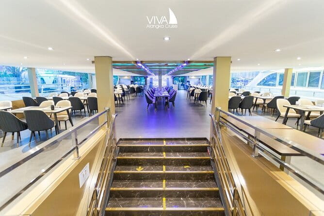 Chao Phraya River Serenade: VIVA Alangka Dinner Cruise, Bangkok - Starting at Asiatique, Bangkok’s evening meeting point
