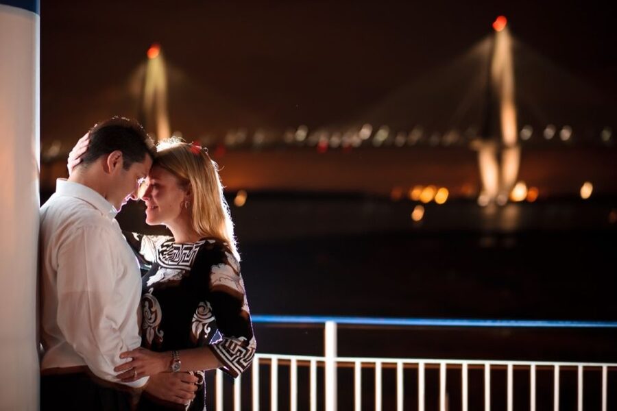 Charleston: Luxury Harbor Dinner Cruise - A Charleston evening that begins on the Cooper River