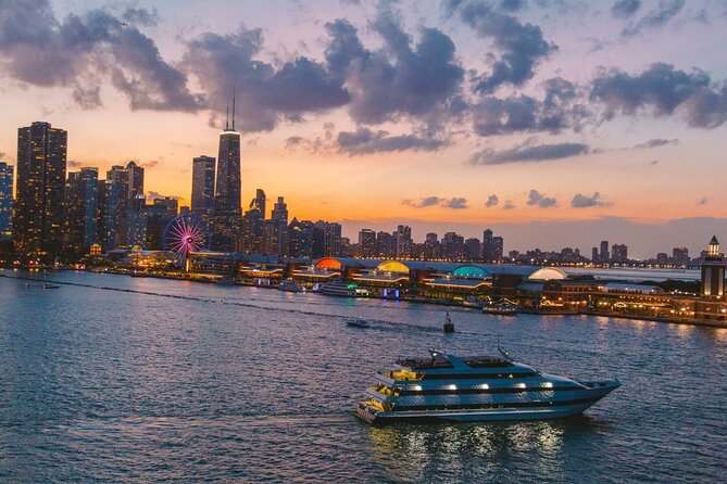 Chicago Premier Dinner Cruise on Lake Michigan - Dress code and practical comfort