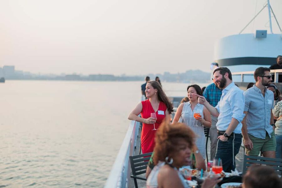 City Cruises Baltimore: Brunch, Lunch, or Dinner Cruise - Key points to know before boarding
