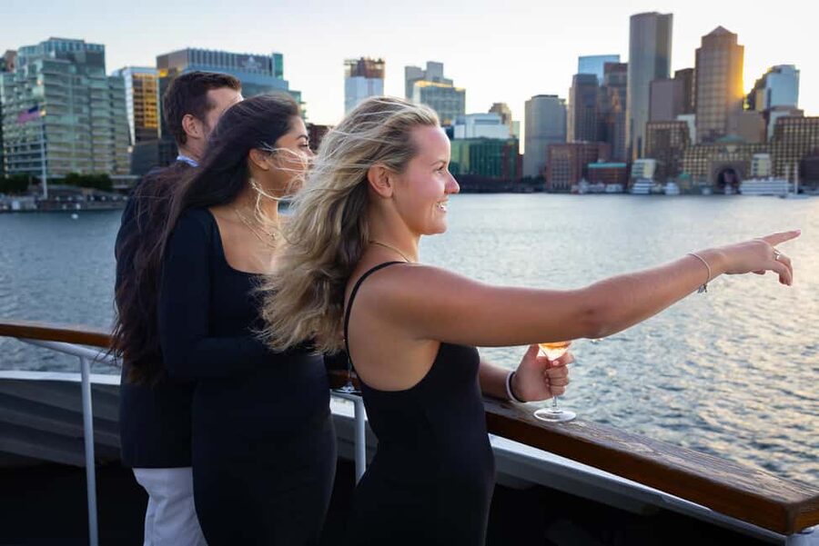 City Cruises Boston: Harbor Buffet Lunch or Dinner Cruise - Boston Harbor Views, Stop by Stop