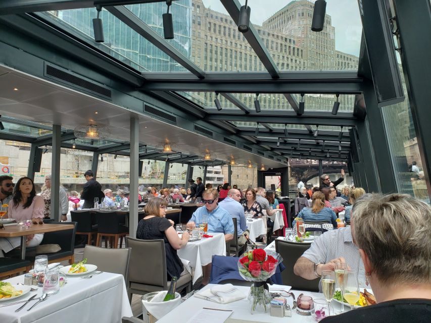 City Cruises Chicago: Brunch, Lunch, or Dinner River Cruise - Service, atmosphere, and small practical limits