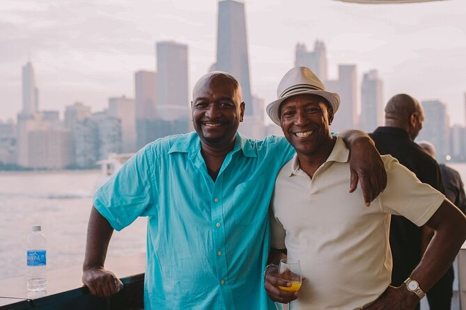 City Cruises Chicago: Fireworks Signature Dinner Cruise - What you actually get at the buffet