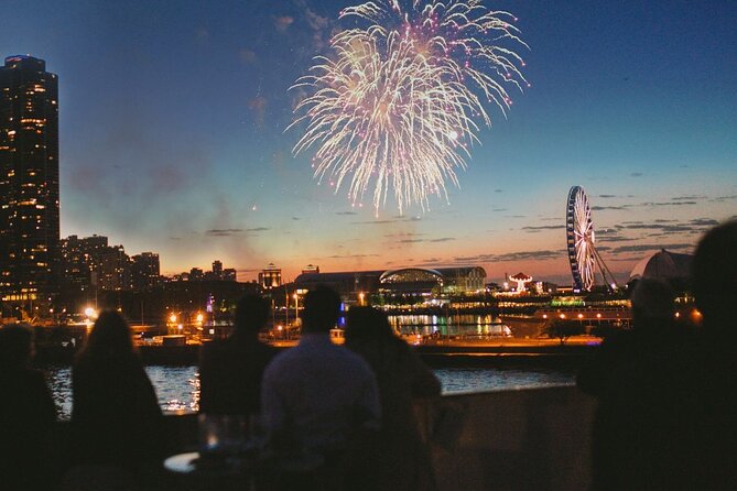 City Cruises Chicago: Fireworks Signature Dinner Cruise - Boarding, tables, and the first view of Chicago