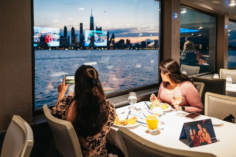 City Cruises Chicago: Lake Michigan Lunch or Dinner Cruise - Practical booking advice