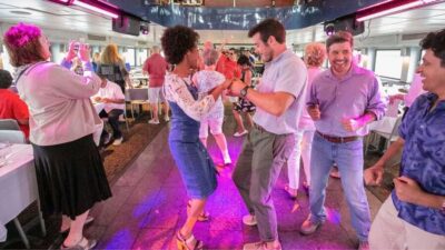 City Cruises Chicago: Lake Michigan Lunch or Dinner Cruise