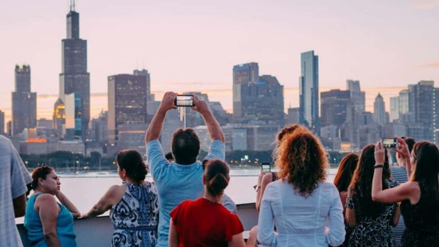 City Cruises Chicago: Premier Lunch or Dinner Cruise - The meal: polished presentation with flexible choices