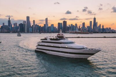 City Cruises Chicago: Premier Lunch or Dinner Cruise