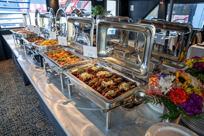 City Cruises New York: Signature Dinner Cruise - What to wear and what to bring