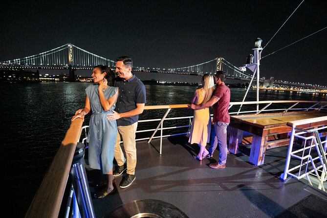 City Cruises Philadelphia: Signature Dinner Cruise with Buffet - What Makes This Cruise Worth Considering