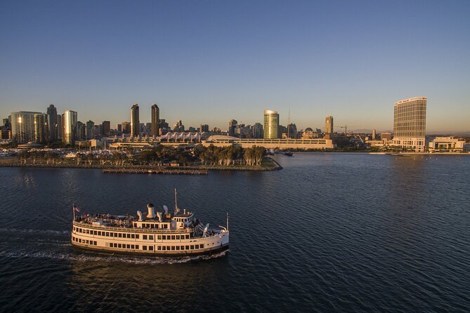 City Cruises San Diego: Buffet Dinner Cruise - Setting out from North Harbor Drive at 7:00 pm