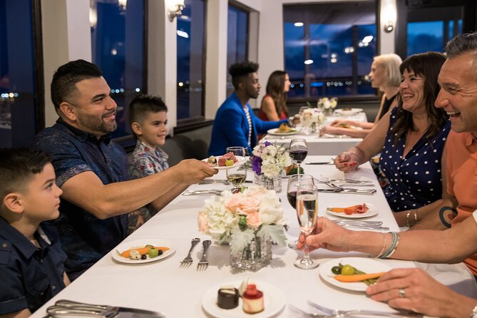 City Cruises San Diego: Buffet Dinner Cruise - Downtown San Diego from the bay