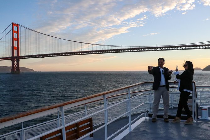 City Cruises San Francisco: Signature Dinner Cruise - Seeing Coit Tower and Telegraph Hill from the Water