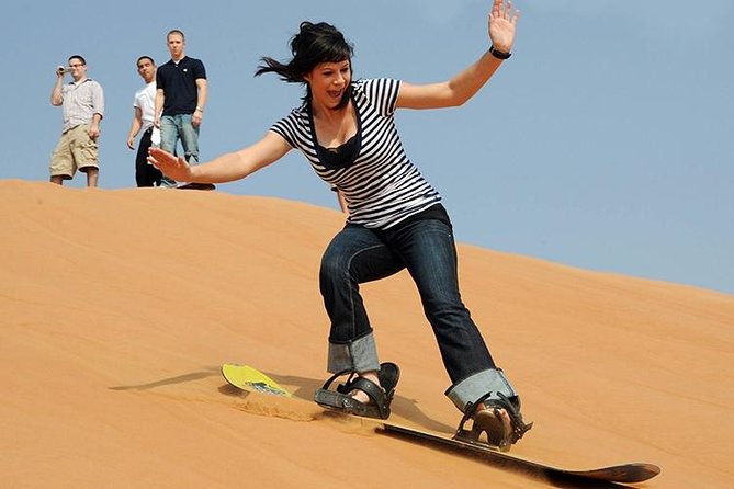 Combo Tour - Dubai Desert Safari and Dhow Cruise Dinner - Sunset, falcons, and a Bedouin-style camp