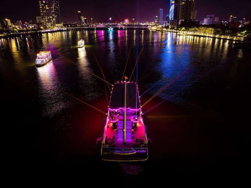 Da Nang: Poseidon Cruise with Dinner and Dragon Bridge Show - A Short Night Out on the Han River