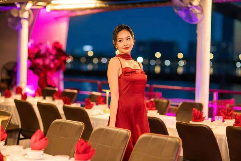 Da Nang: Poseidon Cruise with Dinner and Dragon Bridge Show - Who Should Book the Poseidon Cruise?