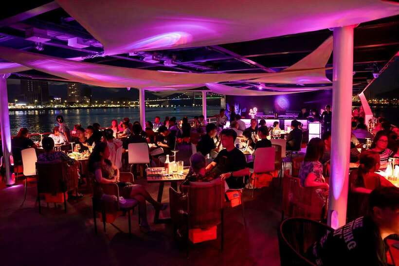 Da Nang: Poseidon Cruise with Dinner and Dragon Bridge Show - Traditional Dance, Timber Dance, and the DJ Deck