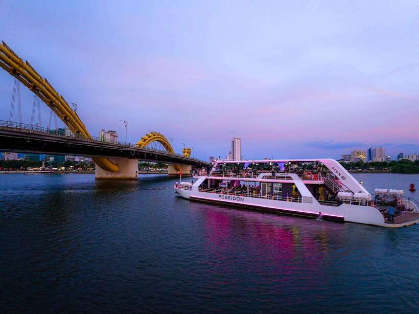 Da Nang: Poseidon Cruise with Dinner and Dragon Bridge Show - Checking In at 36 Bach Dang Street
