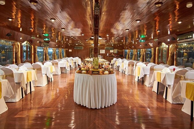 Dhow Cruise Dinner Dubai Marina - The two-hour itinerary, step by step