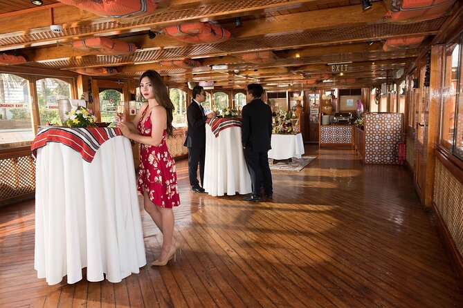 Dhow Cruise Dinner on Dubai Creek - What dinner is likely to be like