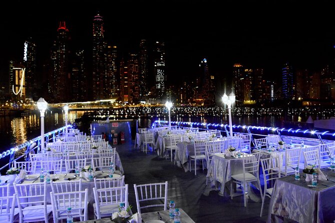 Dhow Cruise with Dinner at Dubai Marina - My practical booking advice
