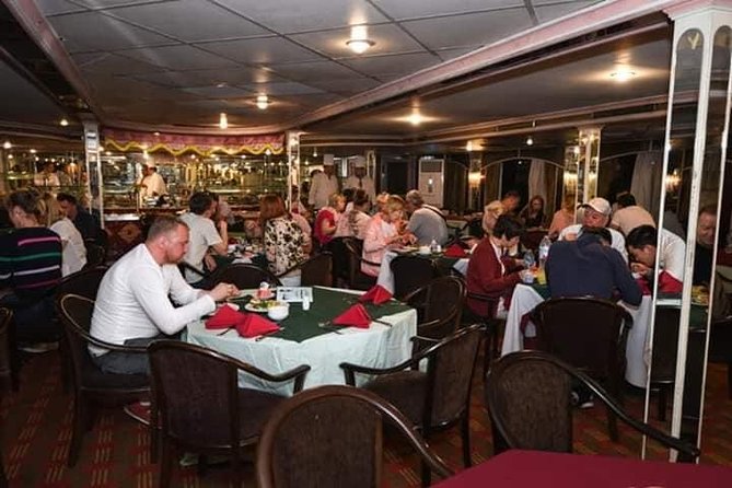 Dine In Style On The Nile – Dinner Cruise – Cairo - What arrives at the buffet
