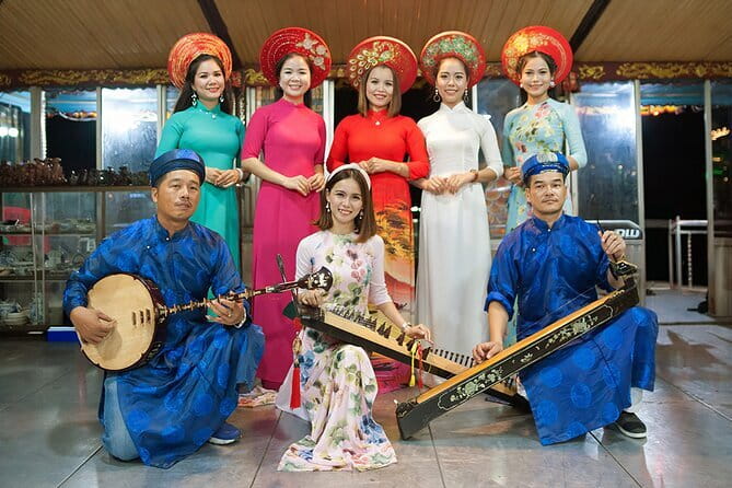 Dinner Cruise & Music Folk Song on the Perfume River in Hue - Key points at a glance