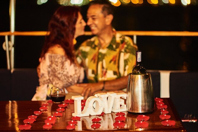 Dinner cruise on Cartagena's bay with Sibarita Master - Is $90 a fair price in Cartagena?