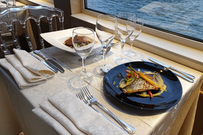 Dinner Cruise Prestige Check-out from the Eiffel Tower - Who should book this Seine dinner cruise?