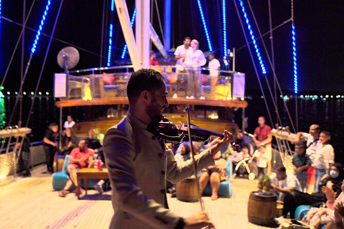 Dinner Cruise with Oriental Show & Seafood Buffet from Sharm El Sheikh - Key points before you book