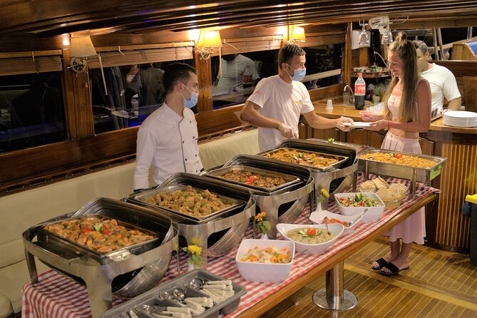 Dinner Cruise with Oriental Show & Seafood Buffet from Sharm El Sheikh - The entertainment is the real centerpiece