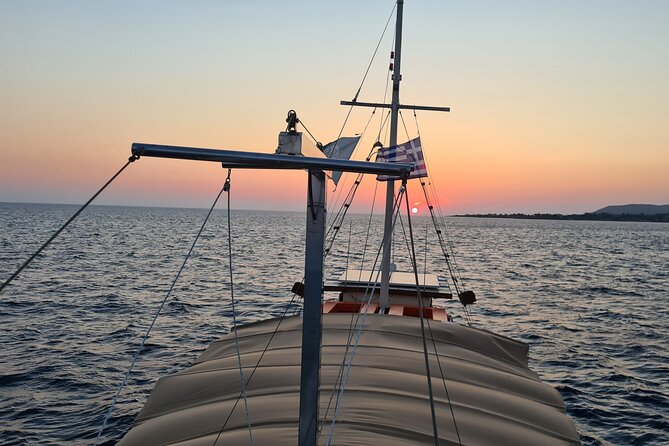Dreamy Cruise sunset tour with dinner and unlimited wine! - Leaving Argostoli at 6:30 pm