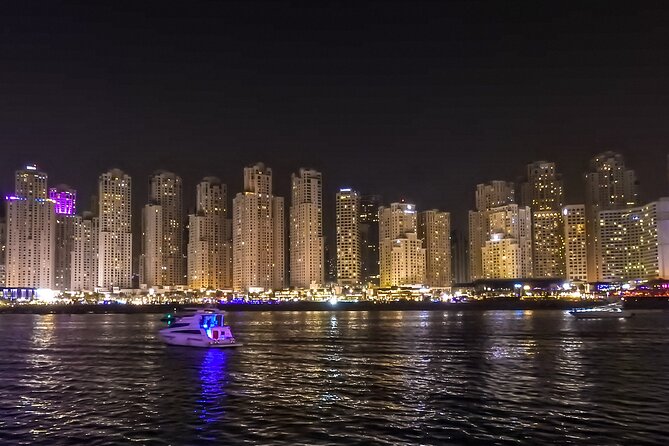 Dubai 5 Star Marina Dhow Cruise Dinner with Transfers - Marina Mall, Address Marina, and Cayan Tower