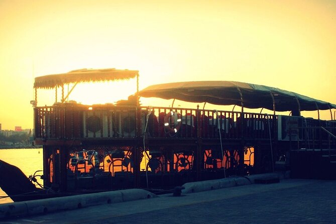 Dubai Creek Dhow Cruise Dinner - Dinner, drinks, and the real value of the buffet