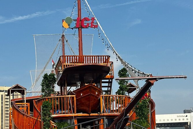 Dubai Dhow Cruise Dinner Al Seef Creek Multicusine - What the group size means
