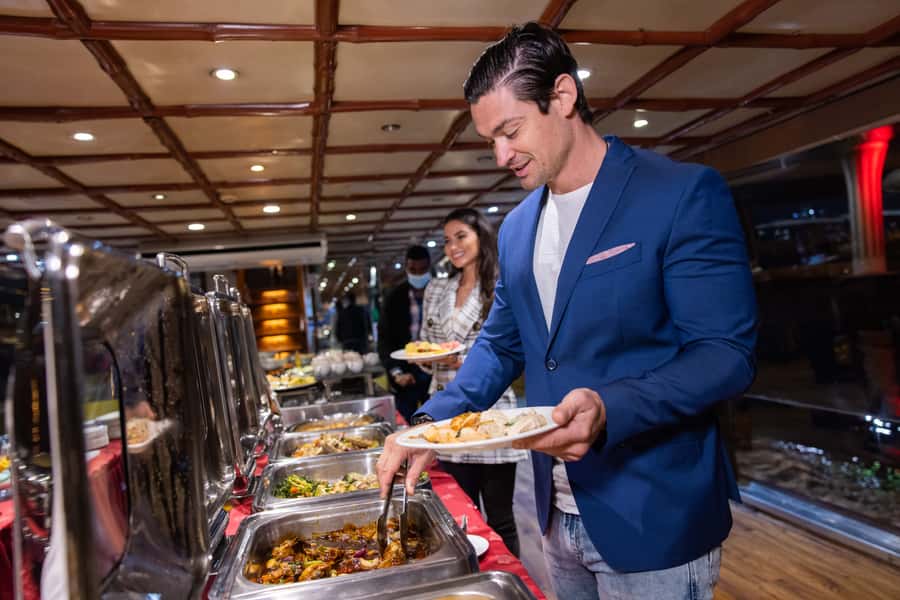 Dubai: Luxury Canal Dinner Cruise with Optional Transfers - Music, entertainment, and the evening atmosphere