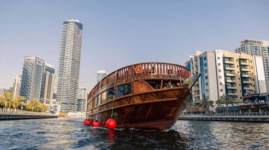 Dubai: Marina Dhow Dinner Cruise with Live Entertainment - Is $62 a fair price?