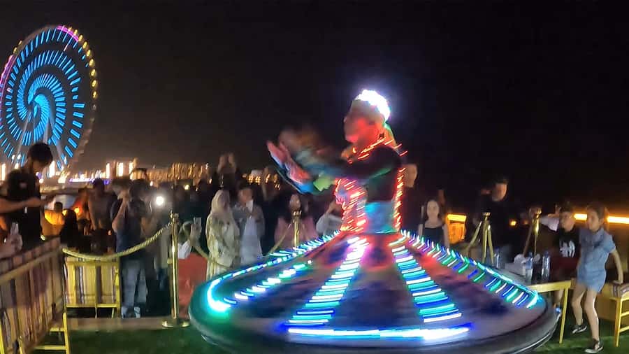 Dubai Marina: Dinner Cruise in a Traditional Boat - Practical advice for a smoother evening